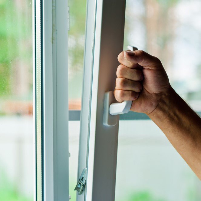 Ventana Alufran